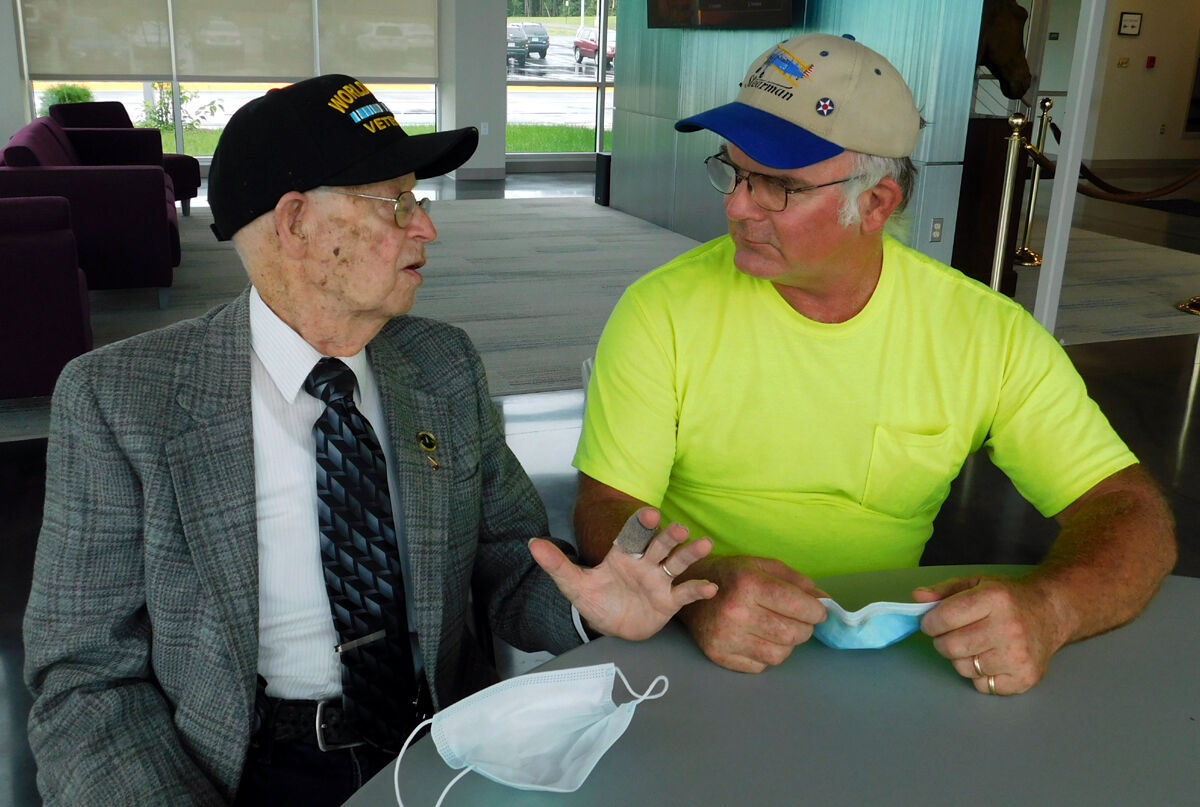 Photo_ft_news_Bomber_william_090220.JPG